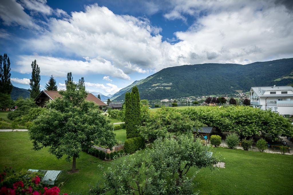 Gaestehaus Krappinger/Pizzeria Mamma Mia Ossiach Εξωτερικό φωτογραφία